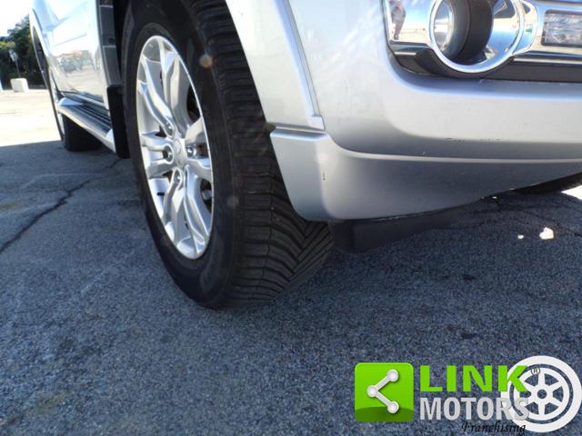 MITSUBISHI Pajero usata, con Supporto lombare