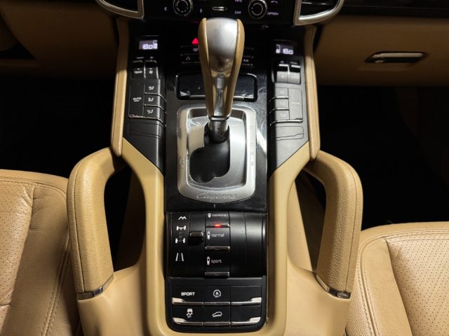 PORSCHE Cayenne usata, con Cronologia tagliandi