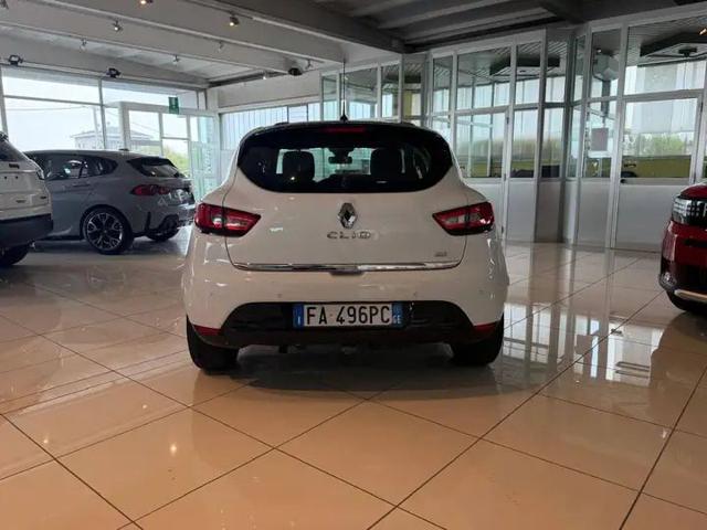 RENAULT Clio usata, con Alzacristalli elettrici
