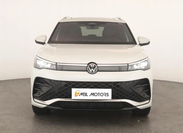VOLKSWAGEN Tiguan usata, con Airbag laterali