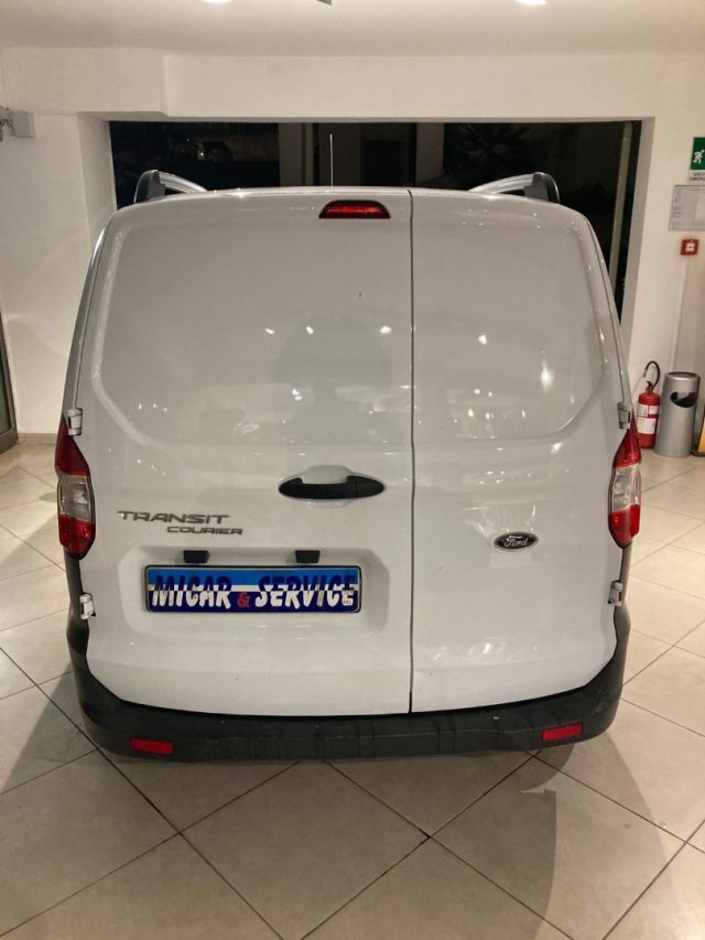 FORD Transit Courier usata, con ESP