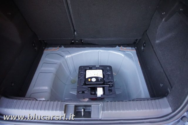 RENAULT Captur usata, con Controllo elettronico della corsia