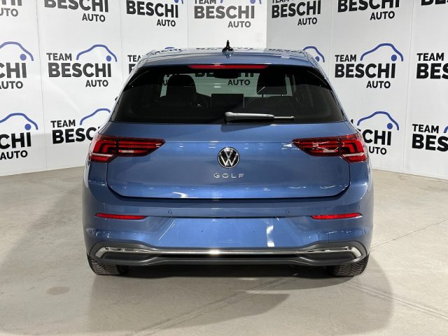 VOLKSWAGEN Golf usata, con Autoradio
