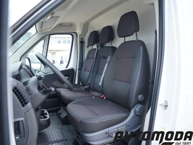 PEUGEOT Boxer usata, con Bracciolo