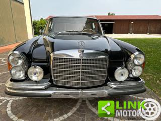 MERCEDES-BENZ 280 usata 2