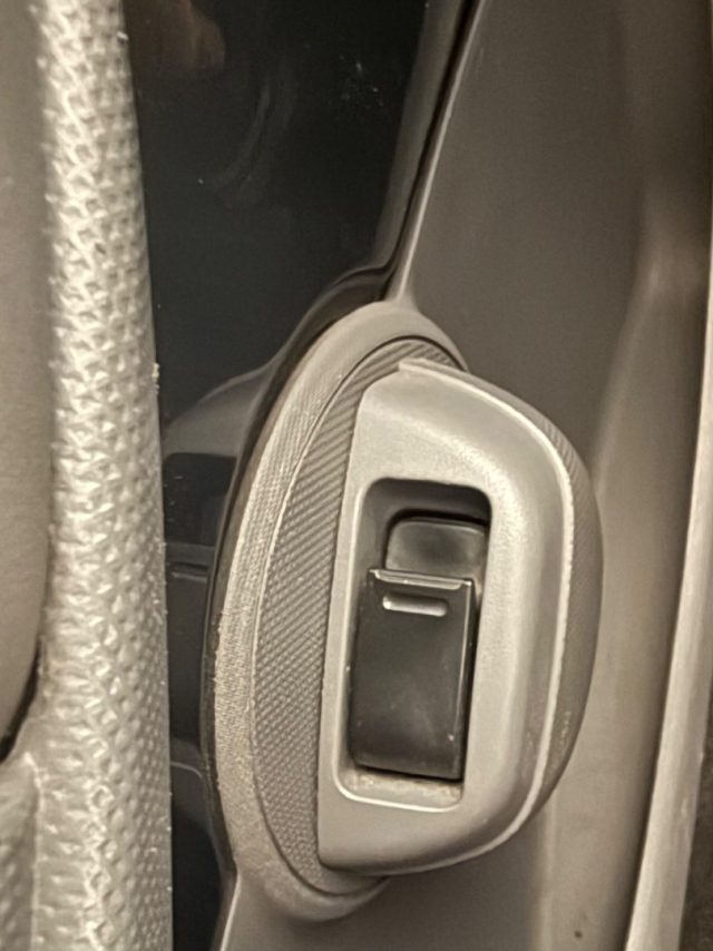 TOYOTA Aygo usata 10