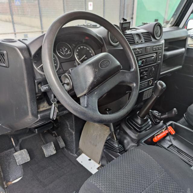 LAND ROVER Defender usata 10