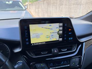 TOYOTA C-HR usata, con Controllo automatico clima