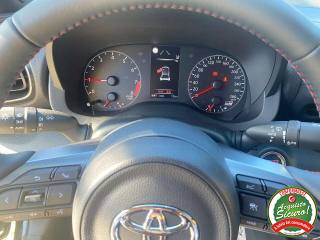 TOYOTA Yaris usata, con ESP