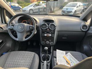 OPEL Corsa usata, con ESP