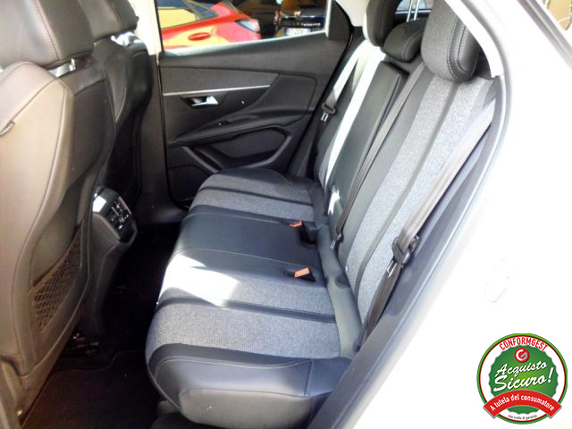 PEUGEOT 3008 usata, con Climatizzatore