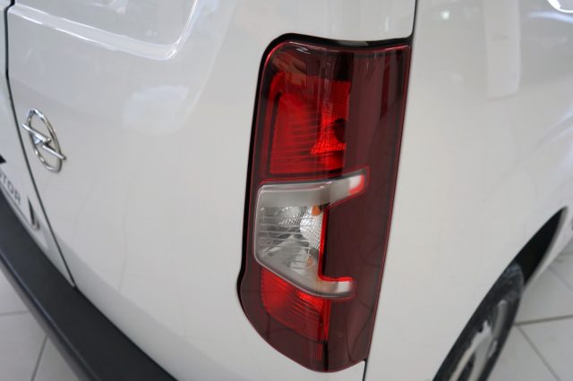 OPEL Combo usata 32