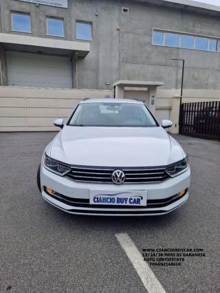 VOLKSWAGEN Passat Variant usata, con Autoradio