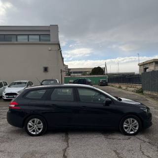 PEUGEOT  usata 1