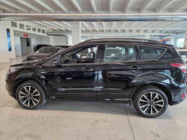FORD Kuga usata, con Boardcomputer
