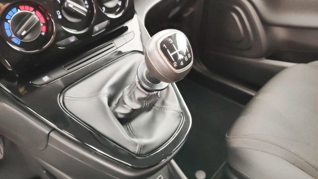 LANCIA Ypsilon usata, con USB