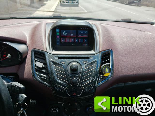 FORD Fiesta usata, con Hotspot Wi-Fi