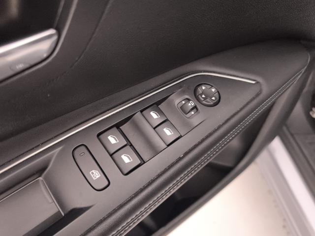 PEUGEOT 3008 usata, con Touch screen