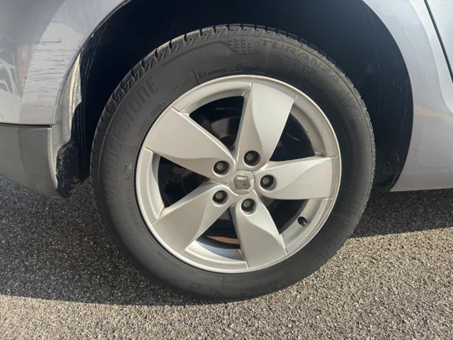 RENAULT Megane usata, con Sedile posteriore sdoppiato