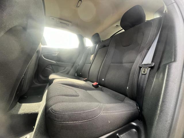 VOLVO V40 usata, con MP3