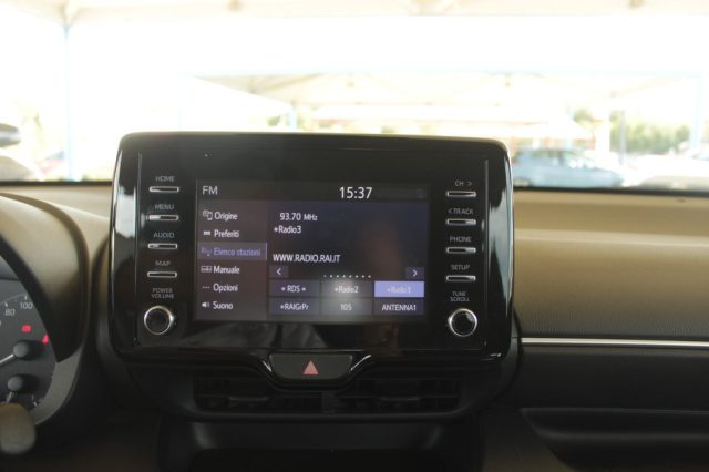 TOYOTA Yaris usata, con Sensore di luce