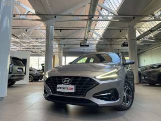 HYUNDAI i30 usata, con Airbag