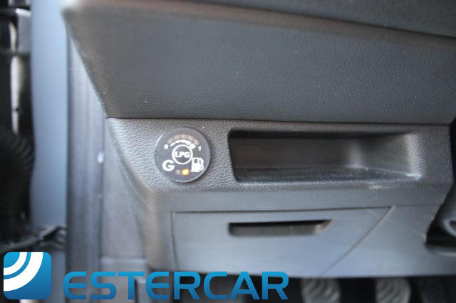 RENAULT Clio usata, con Autoradio digitale