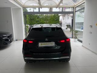 MERCEDES-BENZ GLA 180 usata, con Chiusura centralizzata