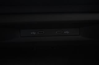 VOLKSWAGEN Golf usata, con Luci diurne LED