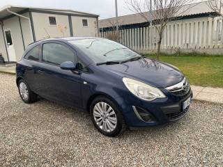 OPEL Corsa usata, con Airbag laterali