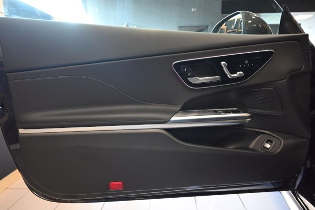 MERCEDES-BENZ CLE 200 usata 36