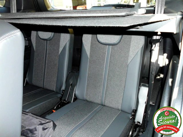 PEUGEOT 5008 usata, con Cruise Control