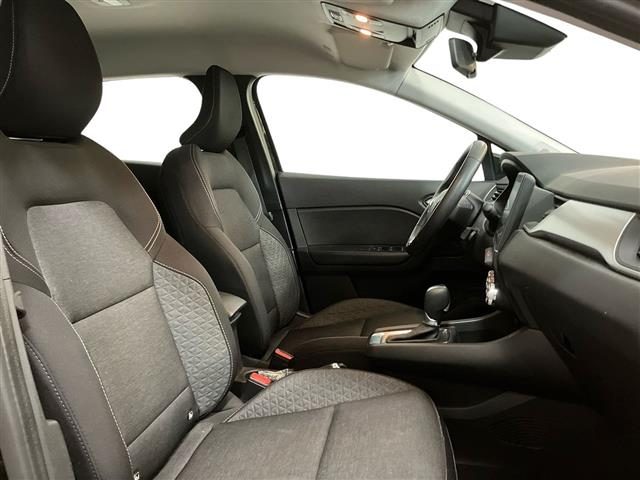 RENAULT Captur usata, con Volante in pelle