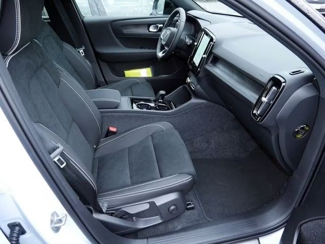 VOLVO XC40 usata, con Cronologia tagliandi