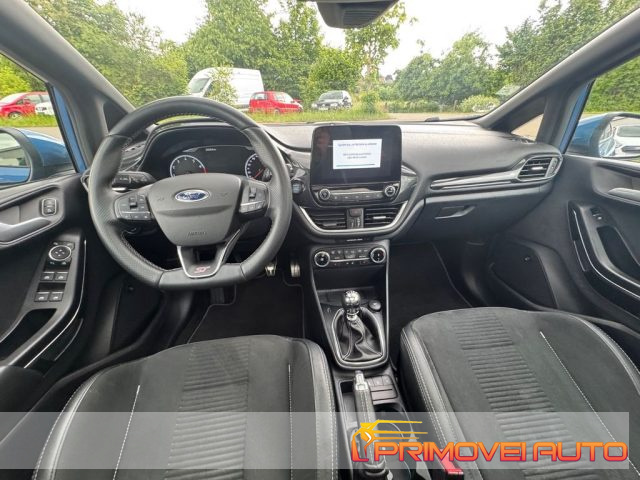 FORD Fiesta usata, con ABS