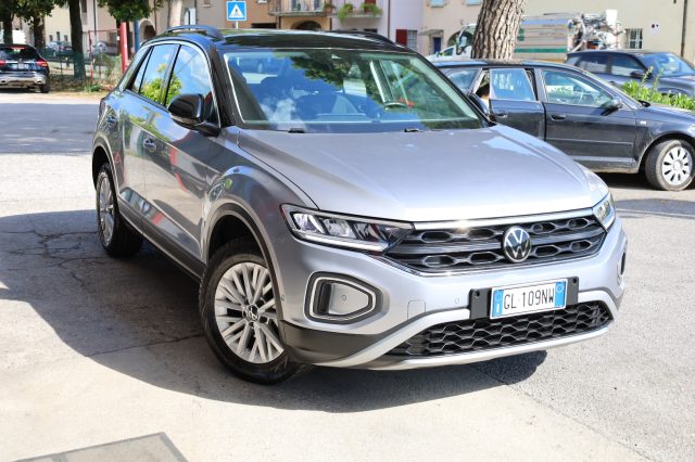 VOLKSWAGEN T-Roc usata 225