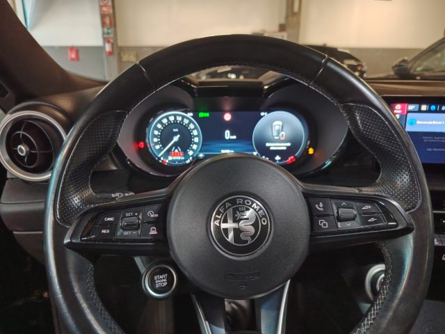 ALFA ROMEO Tonale usata, con Autoradio digitale