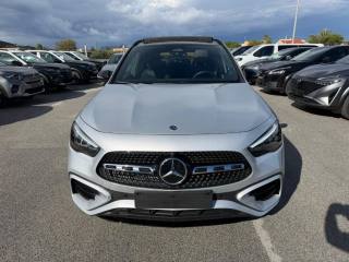 MERCEDES-BENZ GLA 200 usata, con Airbag