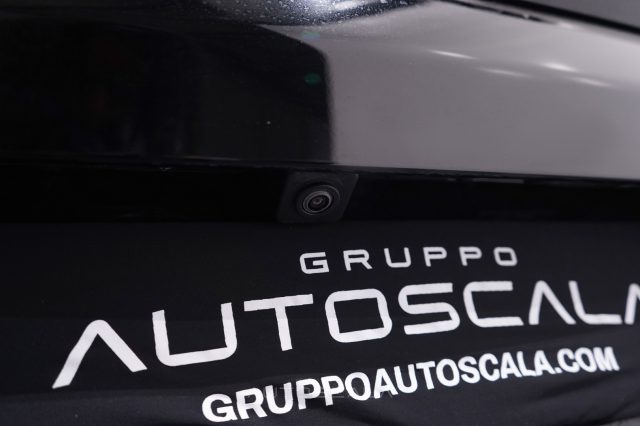 PEUGEOT 3008 usata, con Telecamera per parcheggio assistito