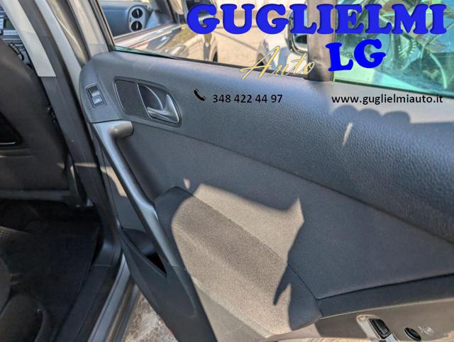 VOLKSWAGEN Tiguan usata, con Isofix