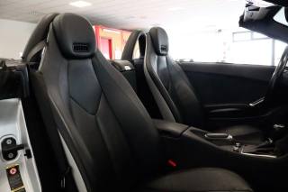 MERCEDES-BENZ SLK 200 usata, con Park Distance Control