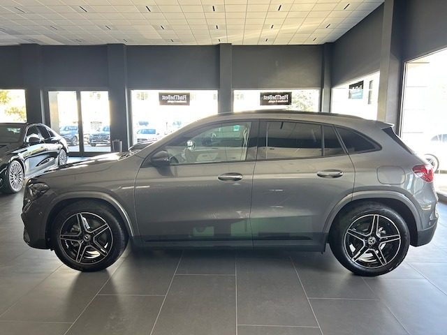 MERCEDES-BENZ GLA 200 usata, con Airbag laterali