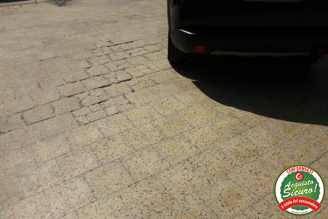 PEUGEOT 2008 usata, con Sensore di luce