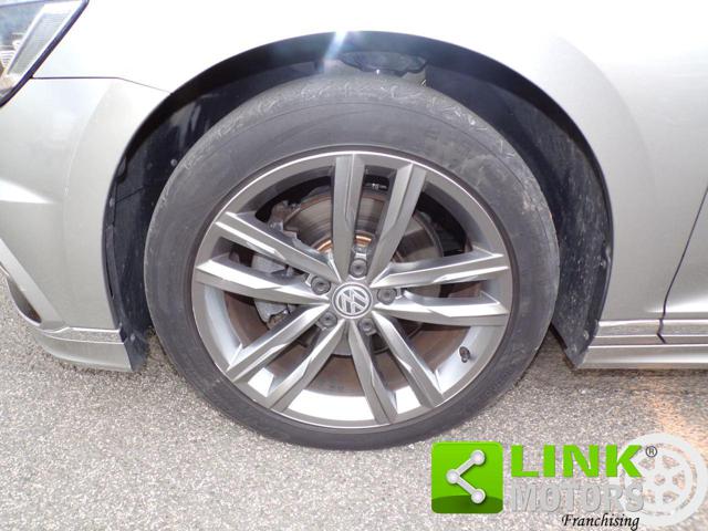 VOLKSWAGEN Passat usata, con Controllo trazione