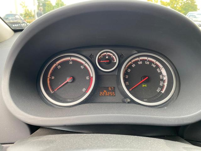 OPEL Corsa usata, con Controllo trazione
