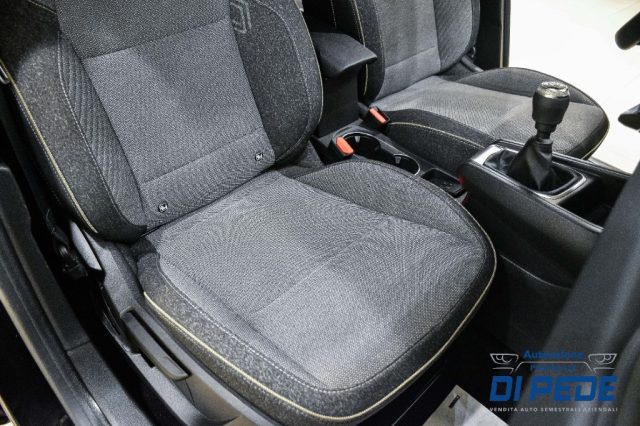 RENAULT Captur usata, con Bluetooth
