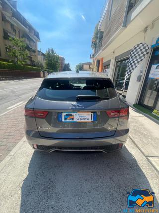 JAGUAR E-Pace usata, con Autoradio