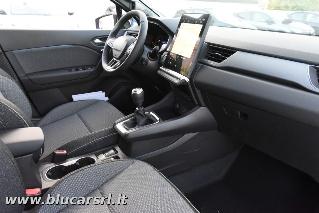 RENAULT Captur usata 8