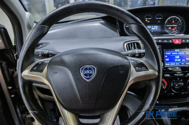 LANCIA Ypsilon usata, con Airbag testa