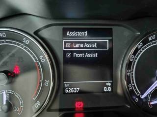 SKODA Kamiq usata, con Sedile posteriore sdoppiato